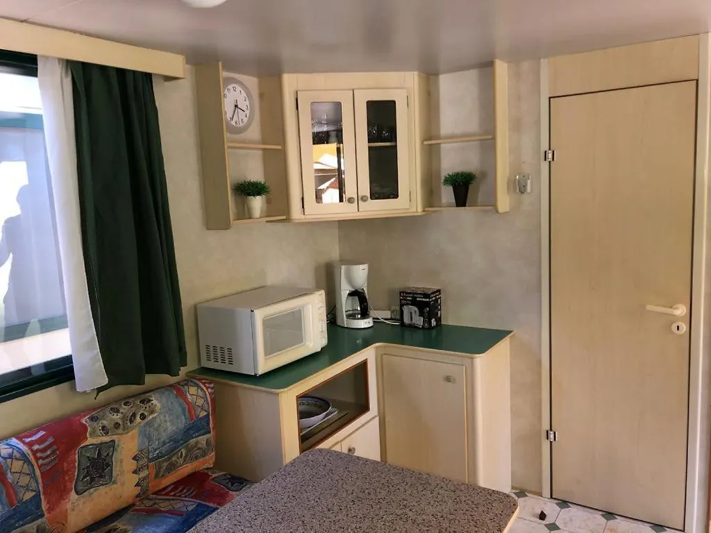 Toskana, Viareggio, Chalet Zona Rosa 1 Mit Klimaanlage Und Wlan 0*, Viareggio Italy
